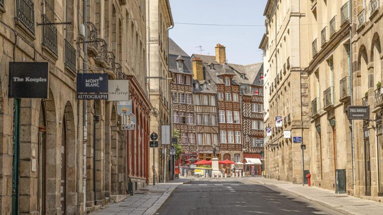 Rennes wird zum ersten Großstadtbeispiel für den Ende der Analogdienste