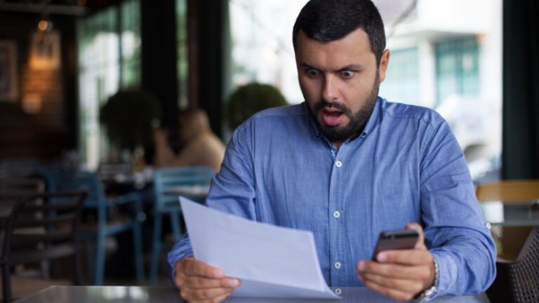 Mobilfunk-Regulator ermahnt vier Anbieter zu Einhaltung von Verpflichtungen