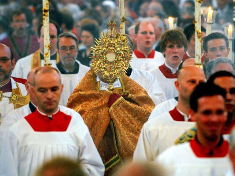 Fronleichnam in Schwaben – Eine heilige Tradition der Vergangenheit