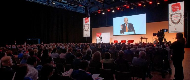 Die Freiheit der Rede in Gefahr – Eine Warnung vor staatlicher Überwachung