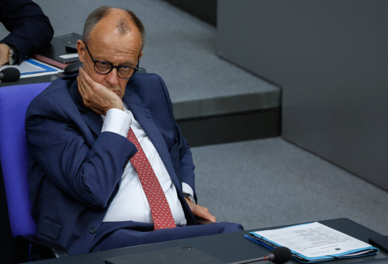 Merz-Regierung unter Druck: Weidel wirft Kanzler Verrat vor
