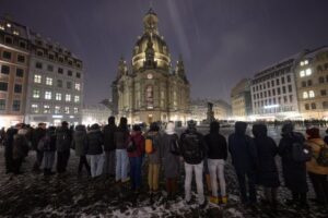 Die Katastrophe des kollektiven Denkens: Wie Gruppen die Gesellschaft zerstören