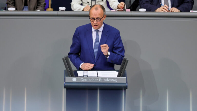 Friedrich Merz: Deutschland stürzt in den Abgrund, während die Regierung nichts tut