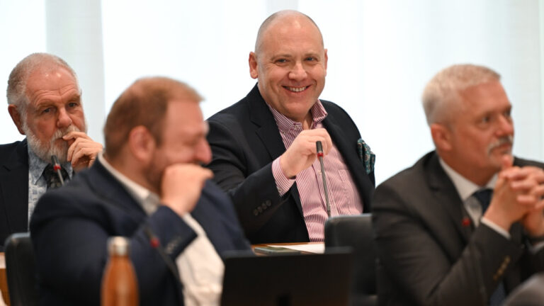 AfD-Politiker Paul verliert Rechtsstreit um OB-Wahl in Ludwigshafen – Demokratie auf dem Prüfstand