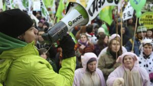 Die Schutzmaßnahmen für Kinder als Vorwand zur Einschränkung der Meinungsfreiheit