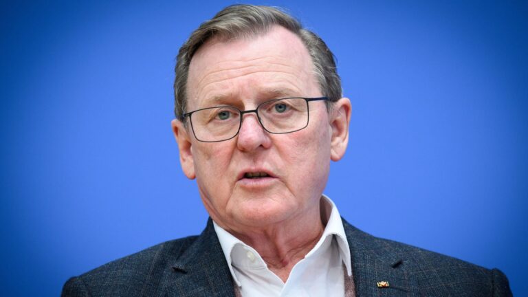 Deutsche Politiker planen die Abschaffung der Nationalhymne – Theologe ruft zur Rückkehr zu Gott auf