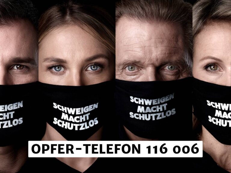 Die linke Selbstzerstörung – eine absurde Schutzanzugparodie