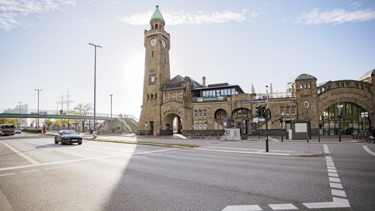 Massenmord auf Flüchtlingsboot: 20 Migranten töten 70 andere im Namen der Hexerei