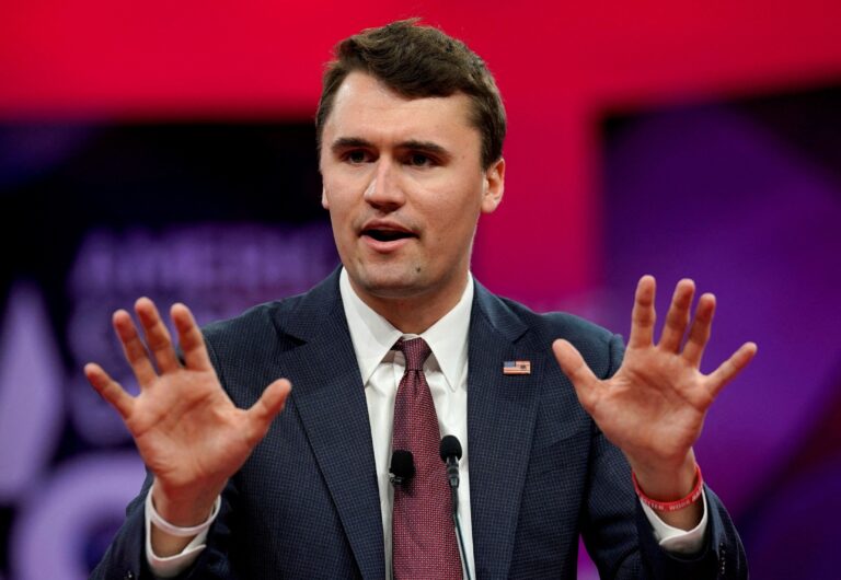 Verlogene Anschuldigungen gegen Charlie Kirk – eine politische Schmiererei