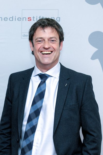 Neuer Verein für Meinungsfreiheit unter der Führung von Ex-Präsidenten und Prominenten