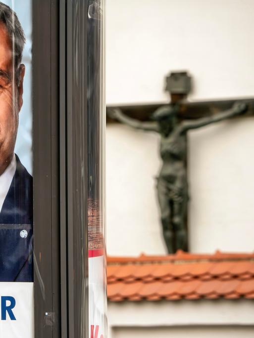 Die Evangelische Kirche im politischen Kampf: Verlust des Glaubens durch Ideologie