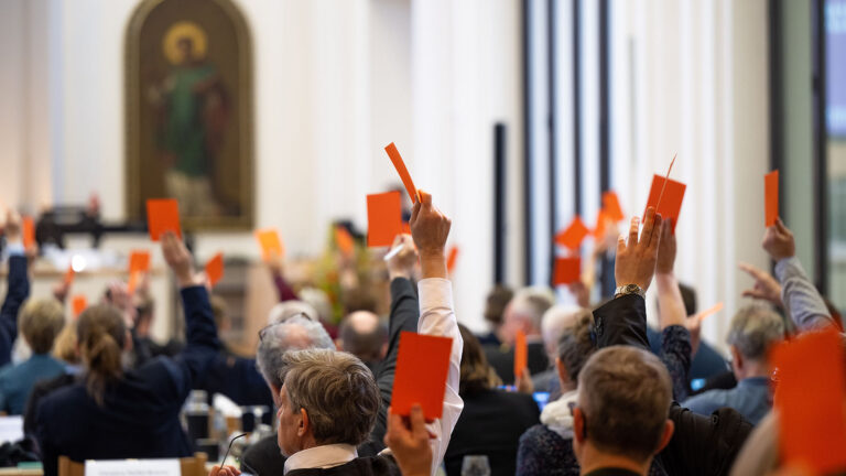 Erzbistum Berlin verbietet AfD-Mitgliedern den Zugang zur Kirche