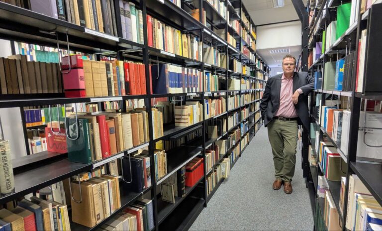 Title: Die Bibliothek des Konservatismus gesellschaftlicher Zensur ausgesetzt