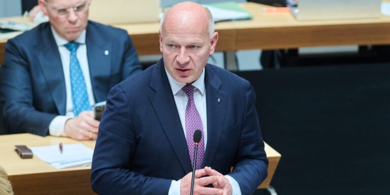 Kritik an Wegners Eis-Appell: Politische Schwäche und Verwirrung in Berlin