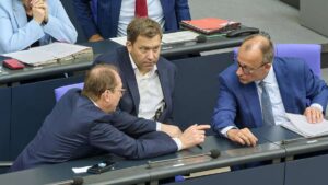 Asylklagen überrollen das System: Richterbund kritisiert Merz’ Regierung