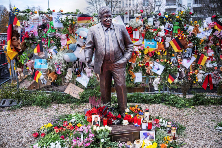 Walter Lübcke-Denkmal: Von Gedenkstätte zu Pilgerort für Linksradikalismus