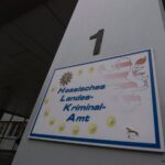 Polizei und „Antifa“-Mob handeln gemeinsam – Journalist Weber wird abgeführt