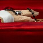 Der Kollaps der Glaubenswürdigkeit: Wie Papst Franziskus die Kirche in eine neue Krise stürzte