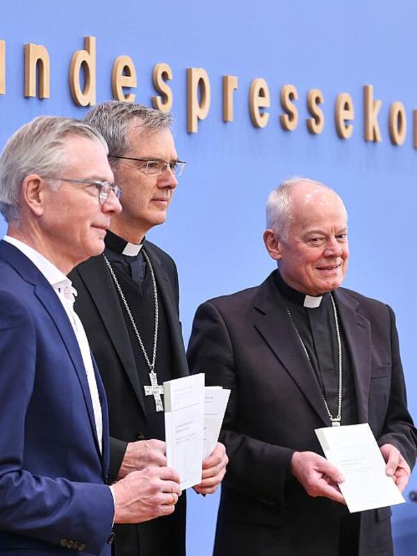 Stille statt Stärke: Die deutschen Bischöfe verschweigen Jens Spahns Leihmutterschaftskontakt