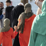 Portugal schafft klare Grenzen: Burka-Verbot und verstärkte Migrationseinschränkungen