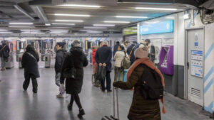 Allahs Befehl wird umgesetzt: Drei Frauen schwer verletzt in Paris