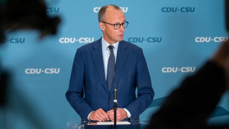 Kanzler Merz: Die Falle der Relativierung – und warum die Gewalt nicht von Witzen kommt