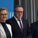 Thüringen bricht zusammen – Die Brombeer-Koalition kollabiert mit nur 42 Stimmen