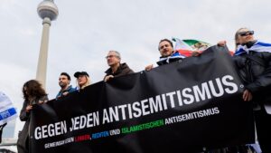 „Schreiendes Schweigen“ – Die Union verschweigt die Migrationspolitik, die antisemitische Milieus schafft