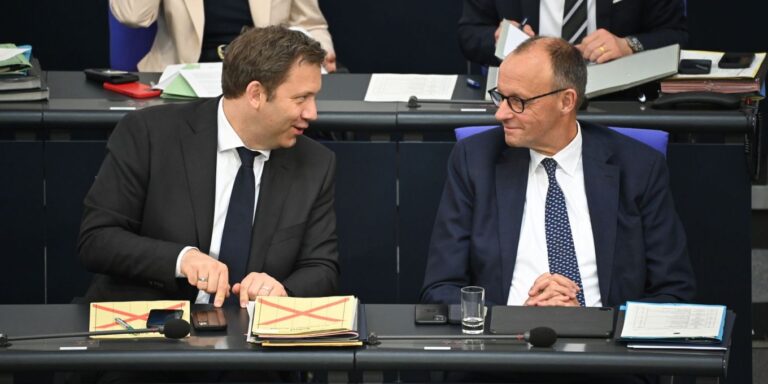 Bankgeheimnis zerstört: Klingbeils Finanzregelungen schaffen eine deutsche Wirtschaftskrise