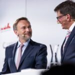 Zwei Monate zu früh – Der Bundesfinanzminister trifft auf einen Wirtschaftsabsturz